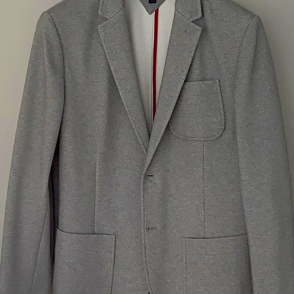 Men’s Tommy Hilfiger Sport Jacket.  Knit, cotton blend.  Never worn before.